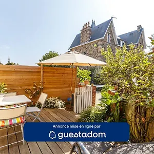Hébergement de vacances Charmante Maison Au Cœur De, Dinard